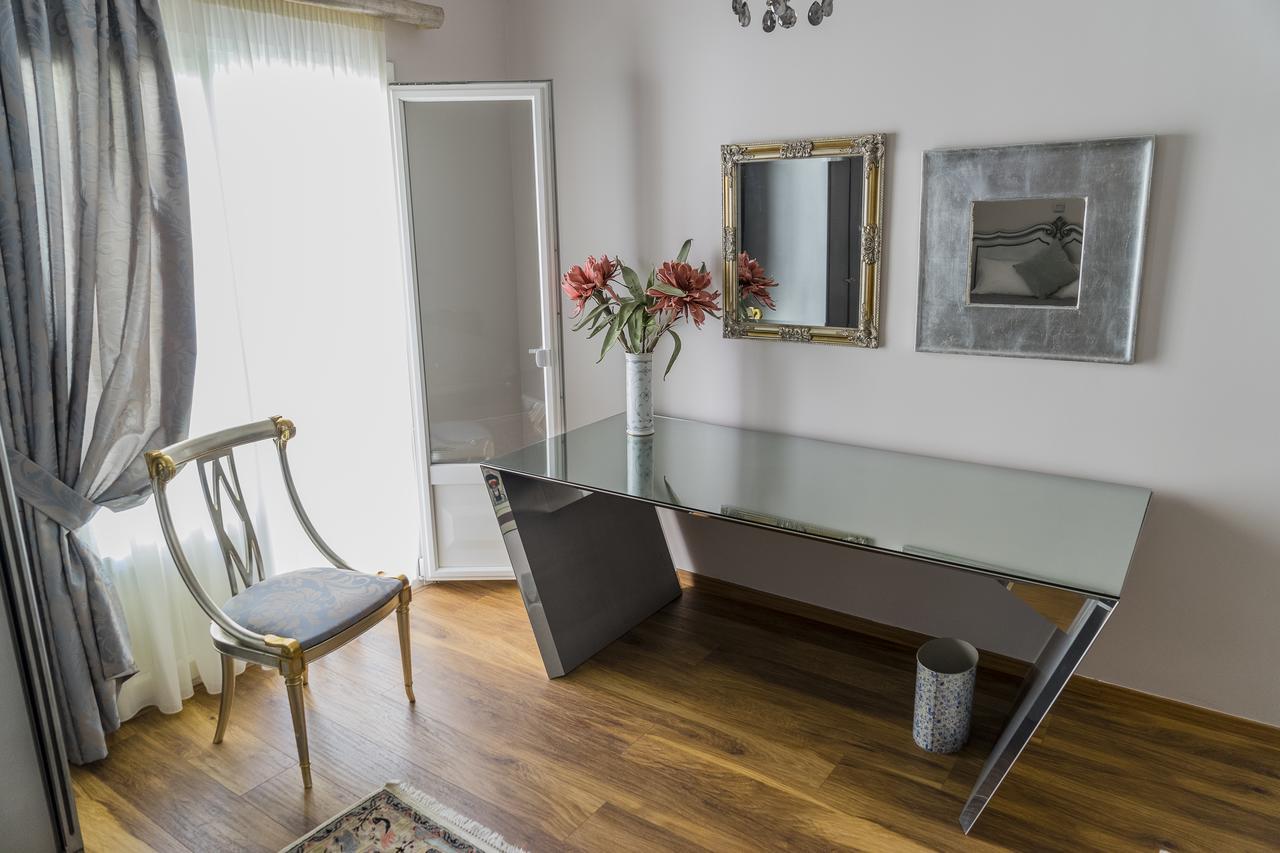 Le Bijou Luxury Rooms & Suites Weria Zewnętrze zdjęcie